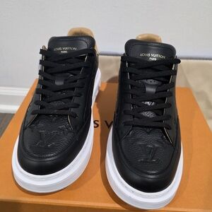 Louis Vuitton Black & White Men's Low-Top Sneakers with Tan Collar